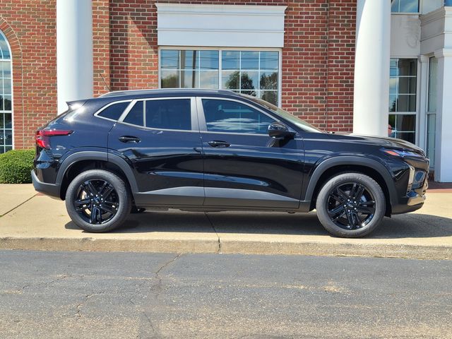 2025 Chevrolet Trax ACTIV Image 5 of 37