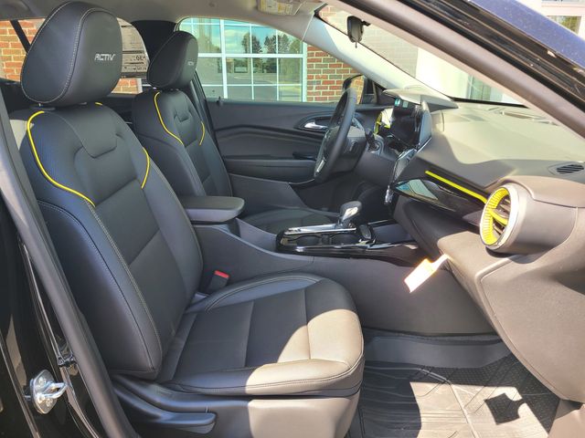 2025 Chevrolet Trax ACTIV Image 16 of 37