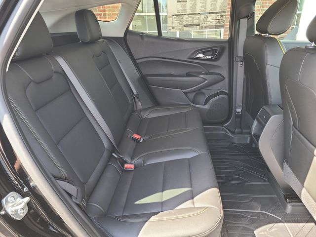 2025 Chevrolet Trax ACTIV Image 13 of 37