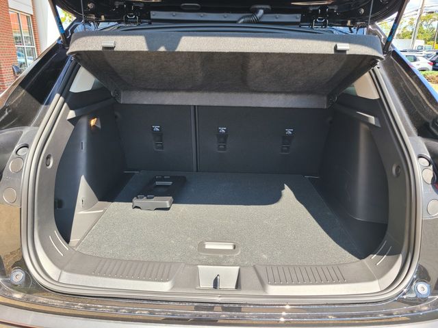 2025 Chevrolet Trax ACTIV Image 12 of 37