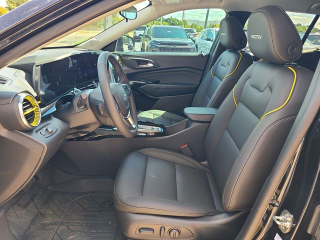 2025 Chevrolet Trax ACTIV Image 15 of 37