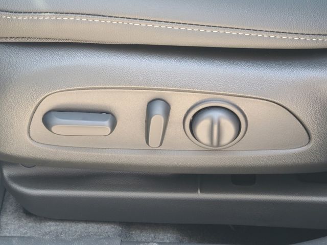 2025 Chevrolet Trax ACTIV Image 30 of 37