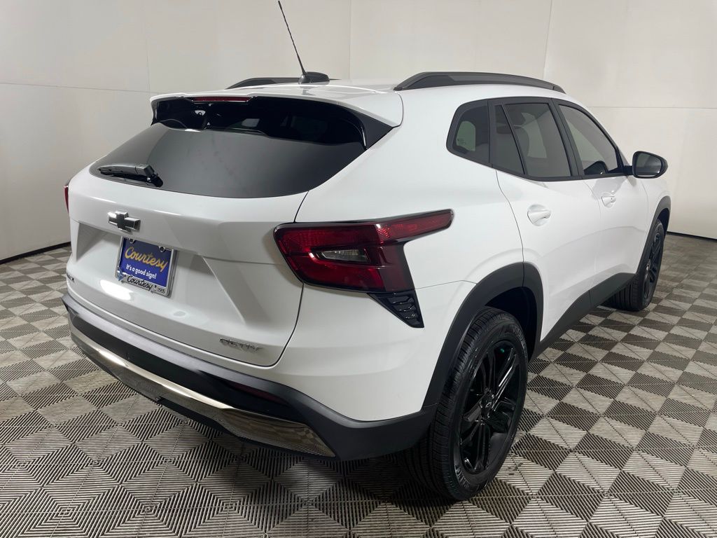Vehicle image 3 of 48
