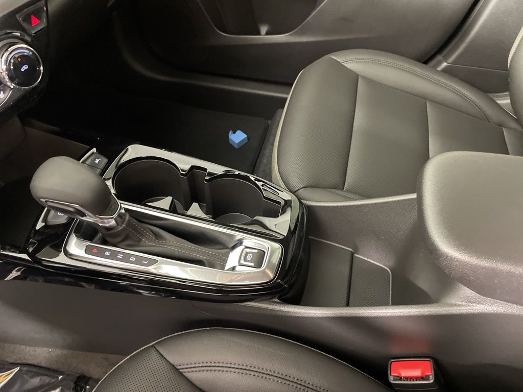 Vehicle image 36 of 48