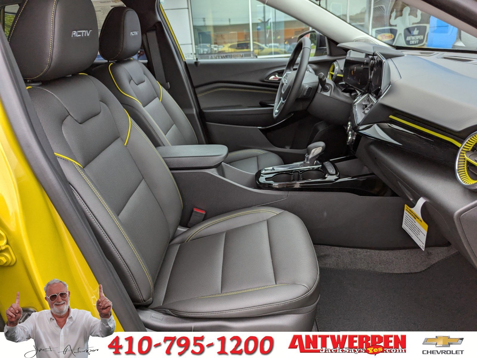 Vehicle image 9 of 26
