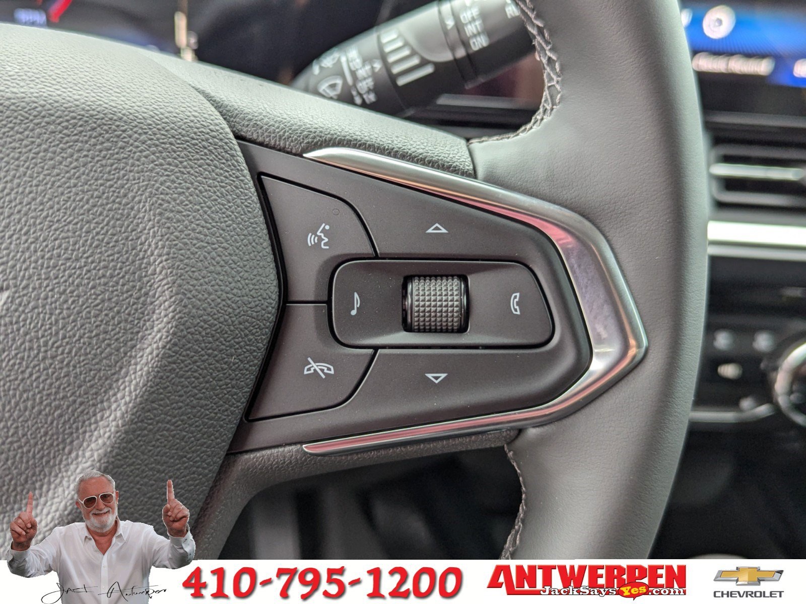 Vehicle image 20 of 26