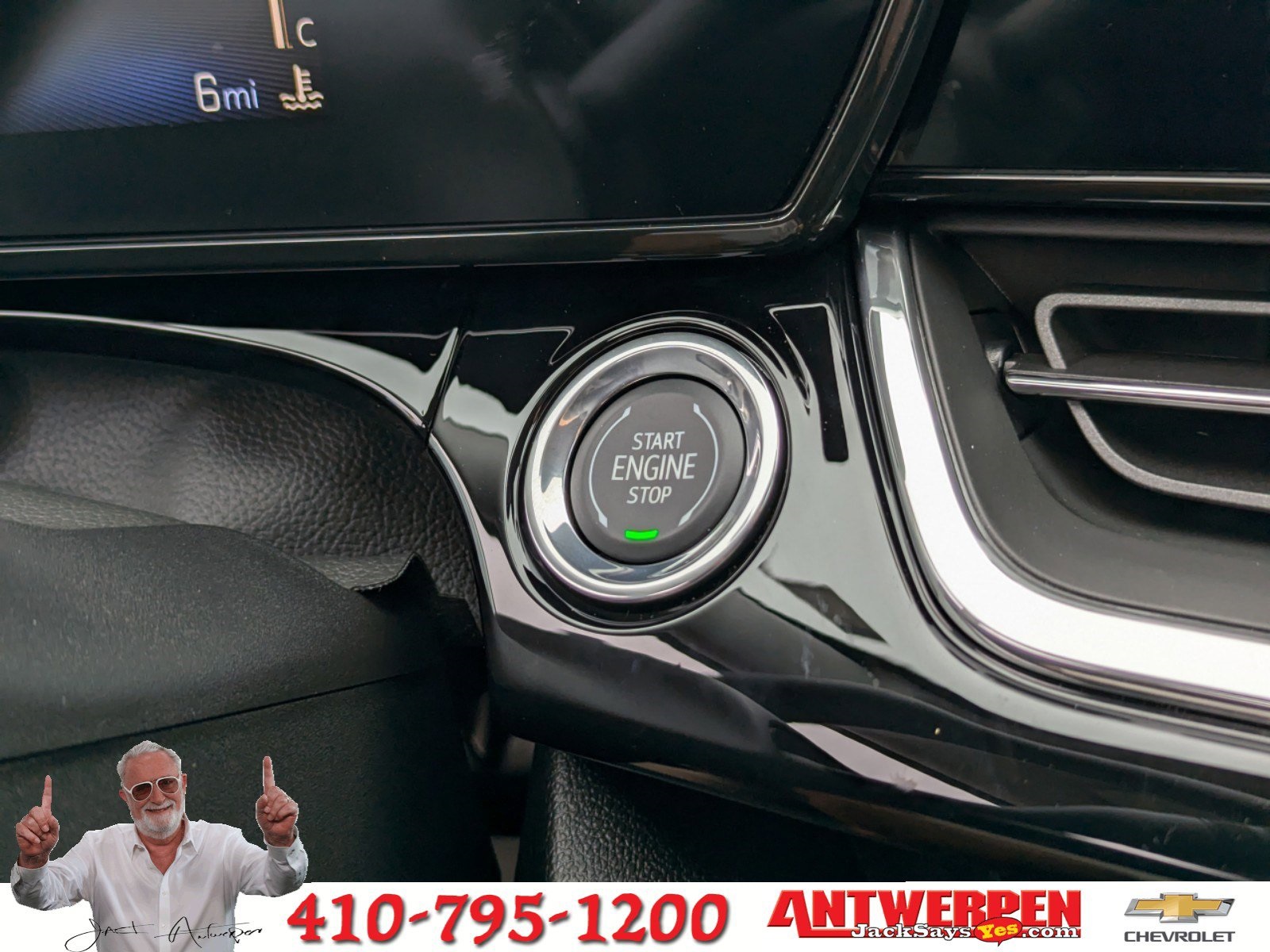 Vehicle image 21 of 26