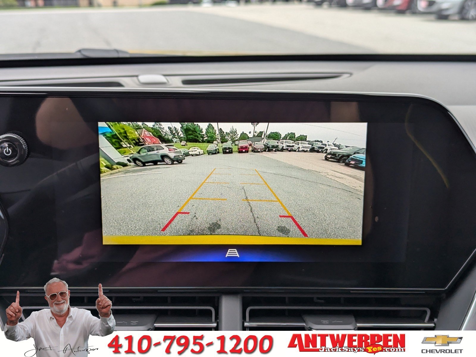 Vehicle image 25 of 26