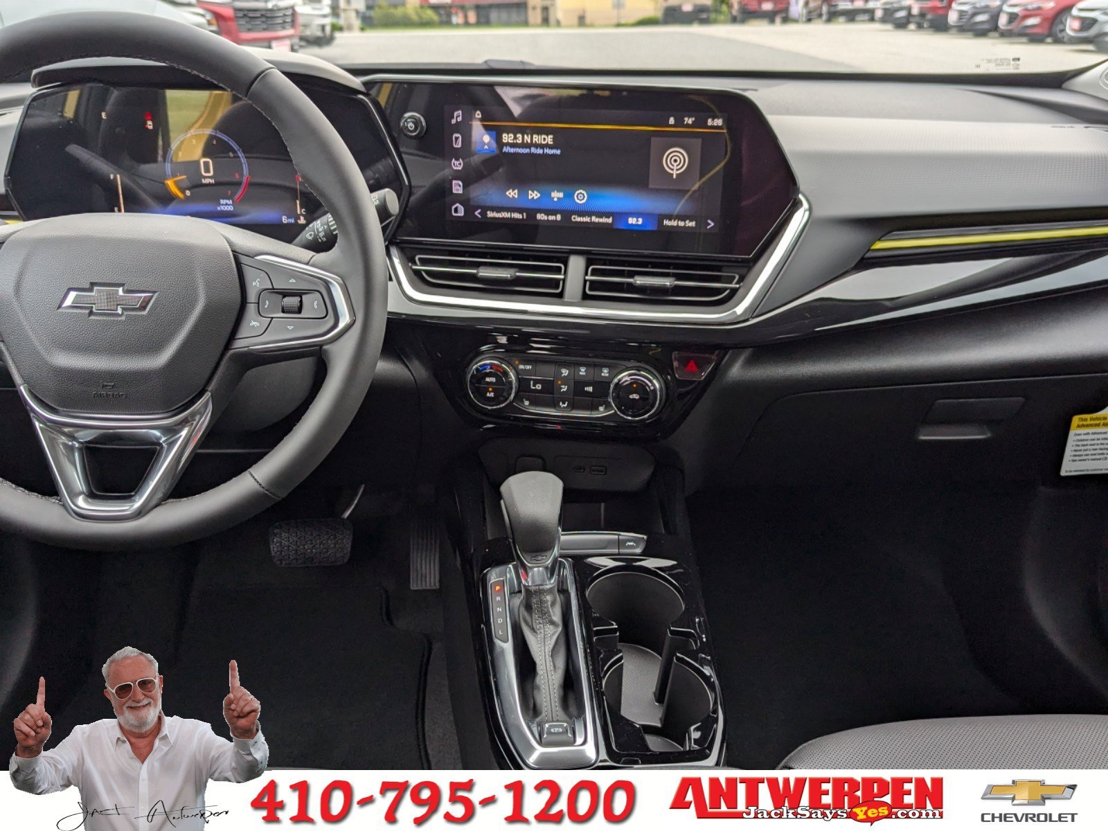 Vehicle image 15 of 26