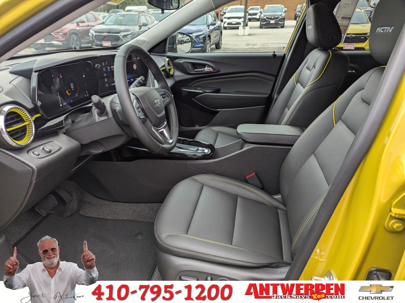 Vehicle image 13 of 26