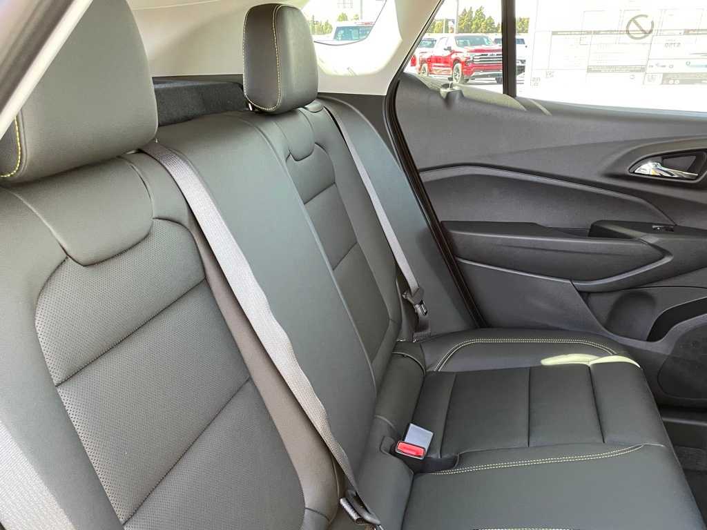 Vehicle image 48 of 64