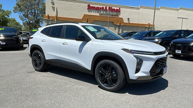 Vehicle image 3 of 34