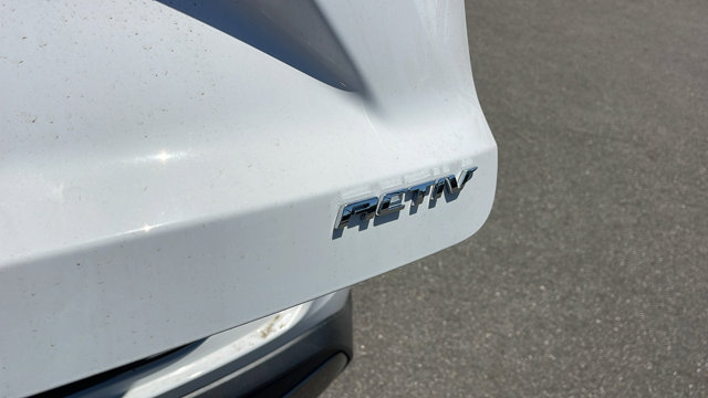 Vehicle image 33 of 34