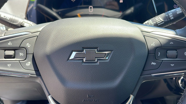 Vehicle image 25 of 34