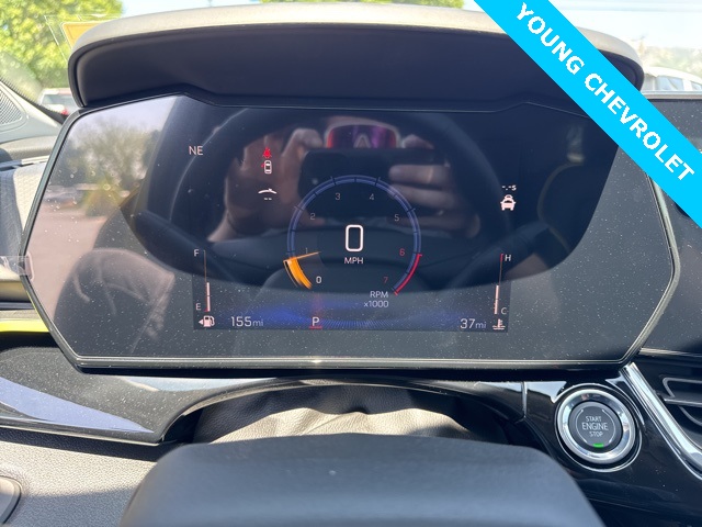Vehicle image 17 of 23