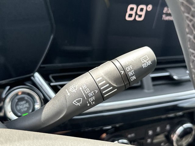 Vehicle image 22 of 25