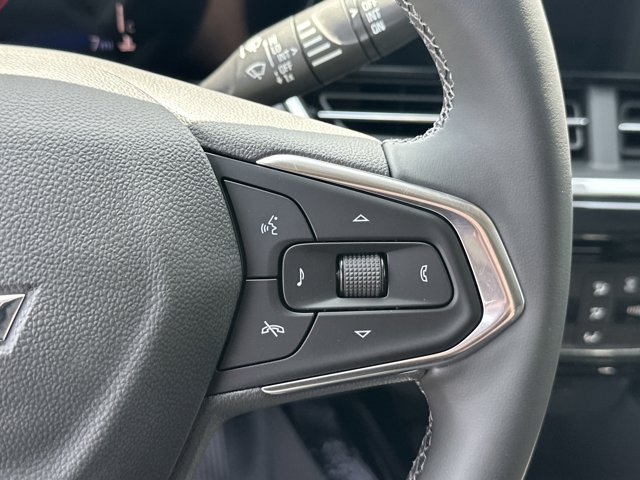 Vehicle image 23 of 25