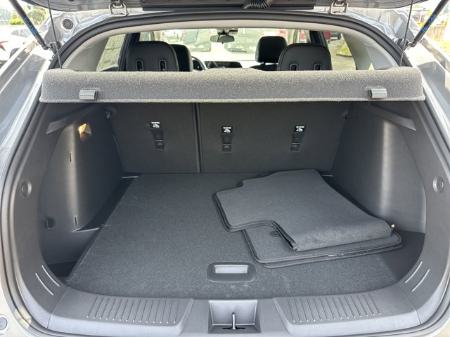 Vehicle image 9 of 25