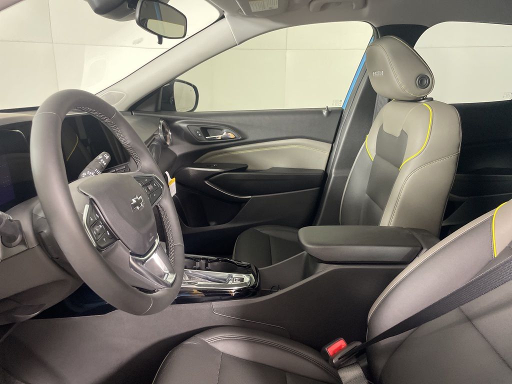 Vehicle image 24 of 48