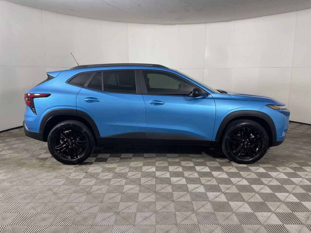 Vehicle image 7 of 48
