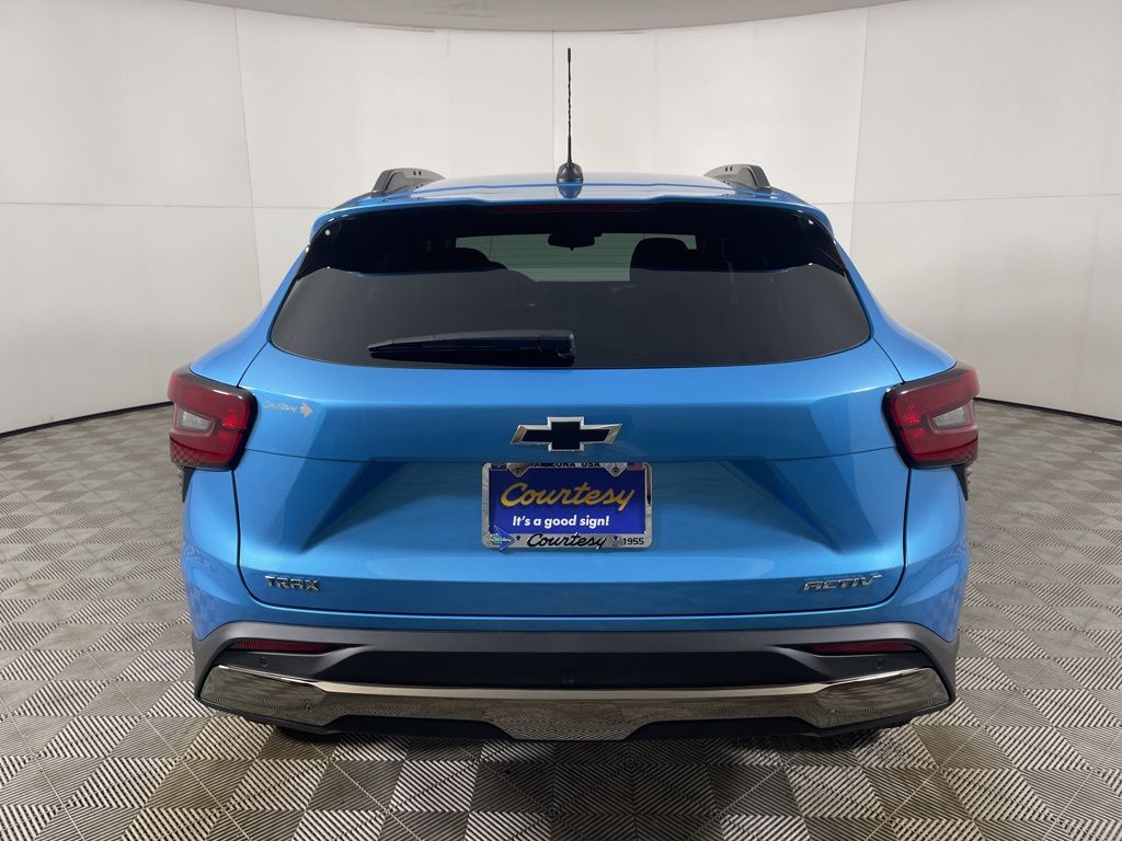 Vehicle image 5 of 48