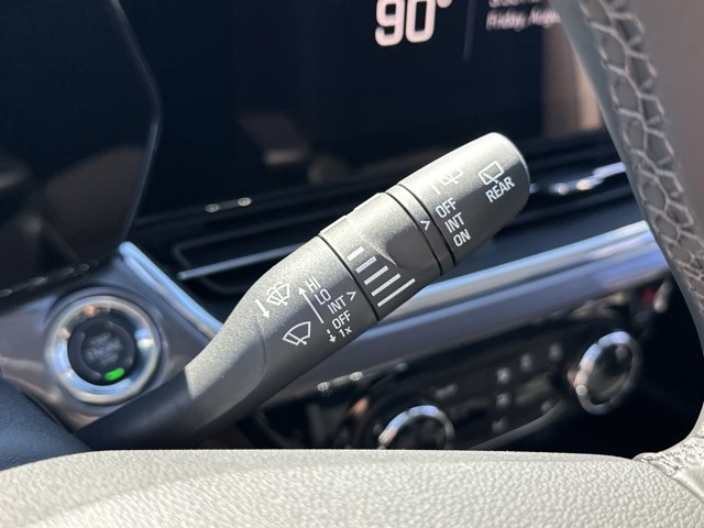 Vehicle image 21 of 25
