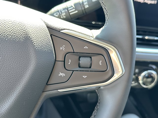 Vehicle image 24 of 25