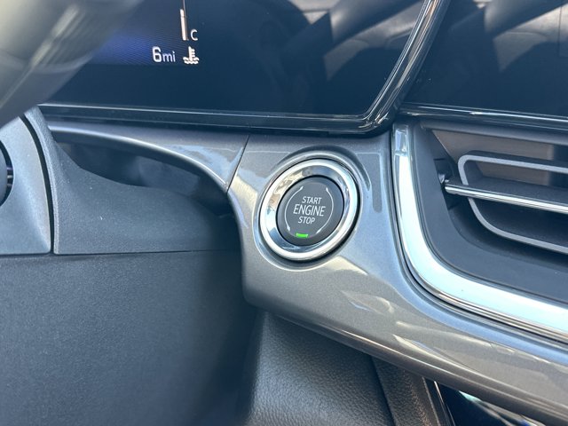 Vehicle image 22 of 25