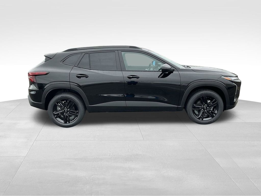 Vehicle image 4 of 31
