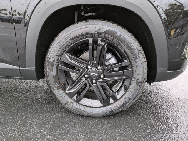 Vehicle image 11 of 27