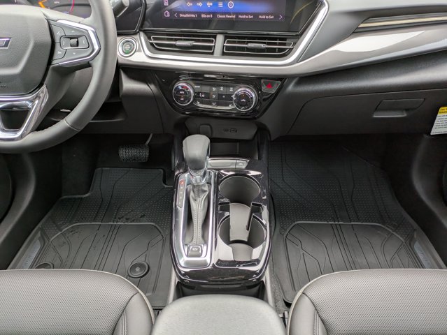 Vehicle image 18 of 27