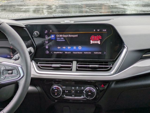 Vehicle image 17 of 27