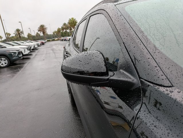 Vehicle image 12 of 27
