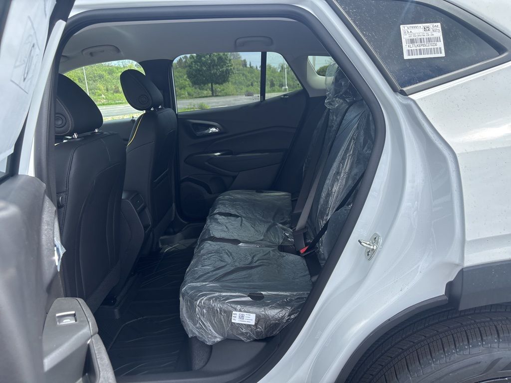 Vehicle image 18 of 18