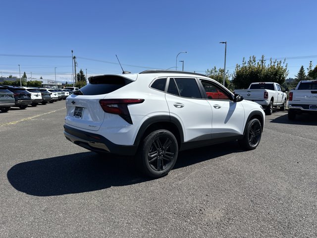 Vehicle image 4 of 25
