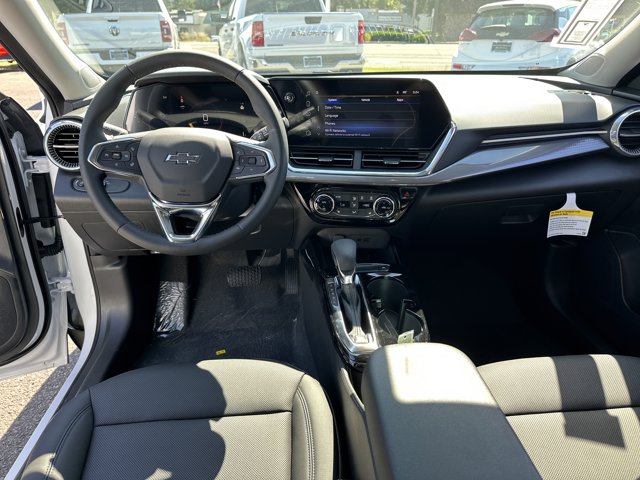 Vehicle image 12 of 25