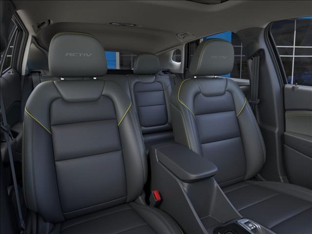 Vehicle image 16 of 24