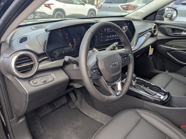 Vehicle image 12 of 22