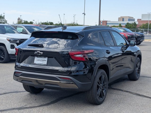 Vehicle image 5 of 22