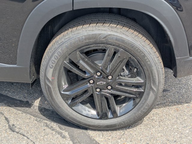 Vehicle image 20 of 22