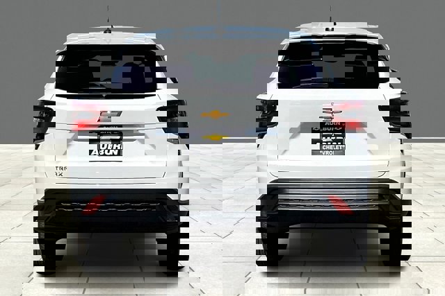 Vehicle image 3 of 14
