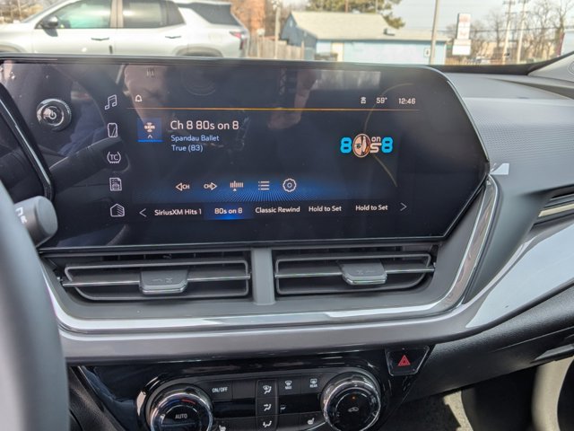 Vehicle image 18 of 30