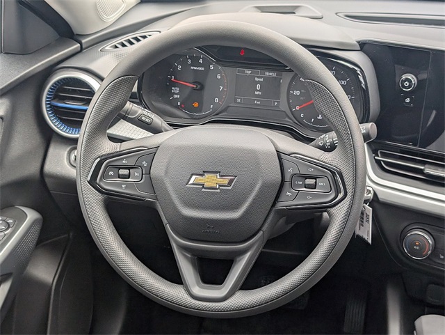 Vehicle image 15 of 25