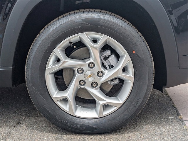 Vehicle image 9 of 25