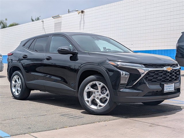 Vehicle image 2 of 25