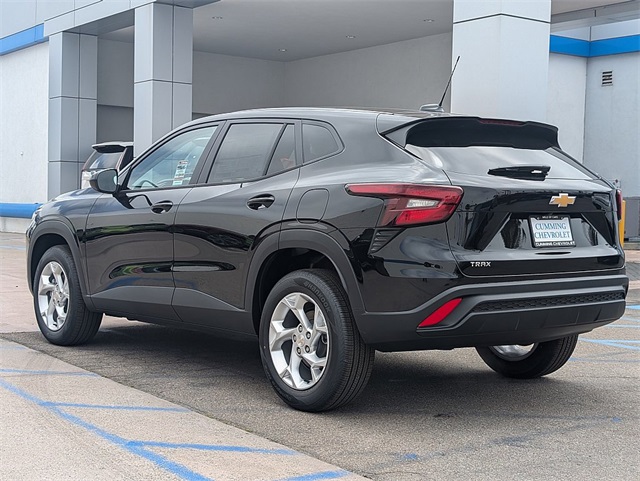 Vehicle image 6 of 25