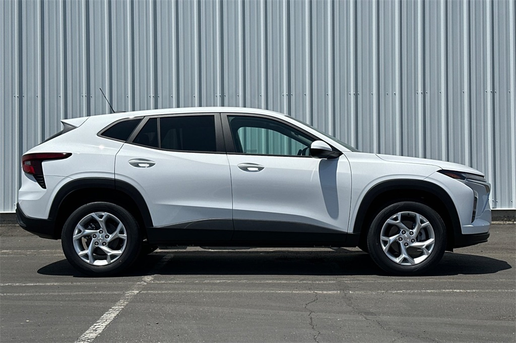 Vehicle image 5 of 27