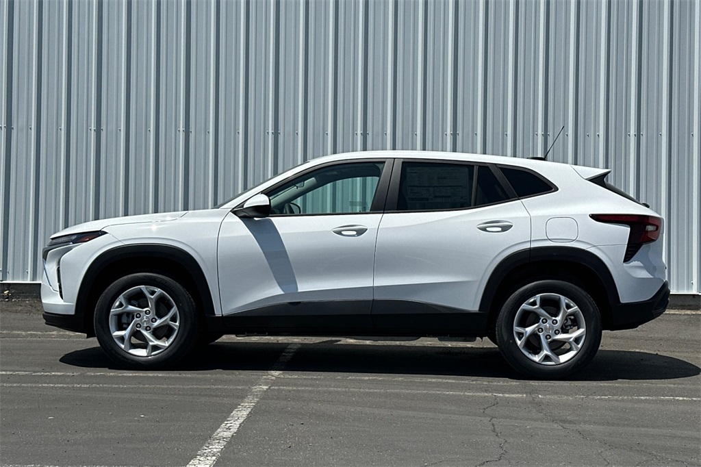 Vehicle image 9 of 27