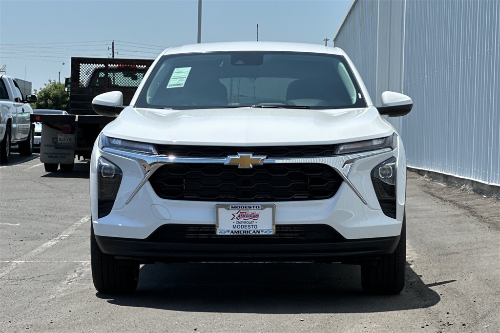 Vehicle image 2 of 27