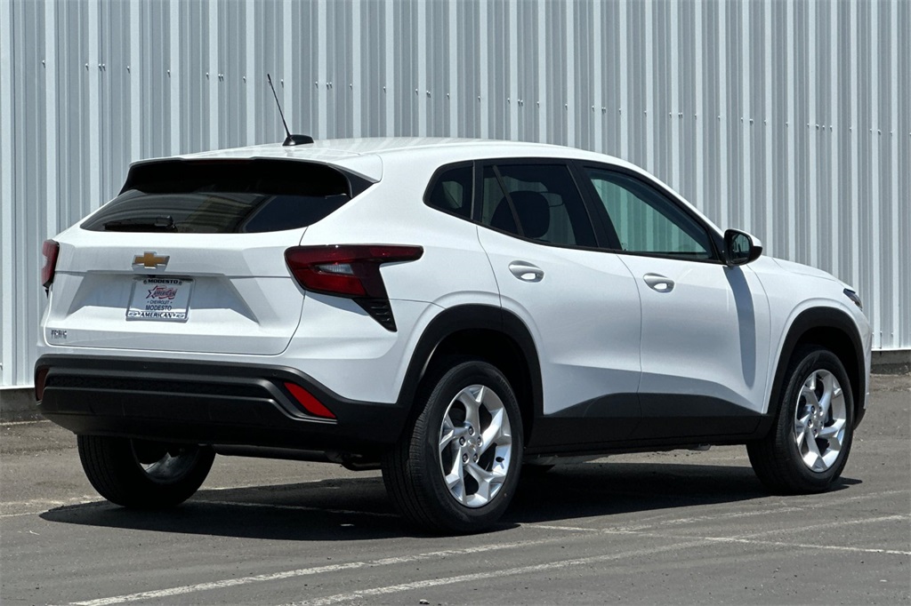 Vehicle image 6 of 27